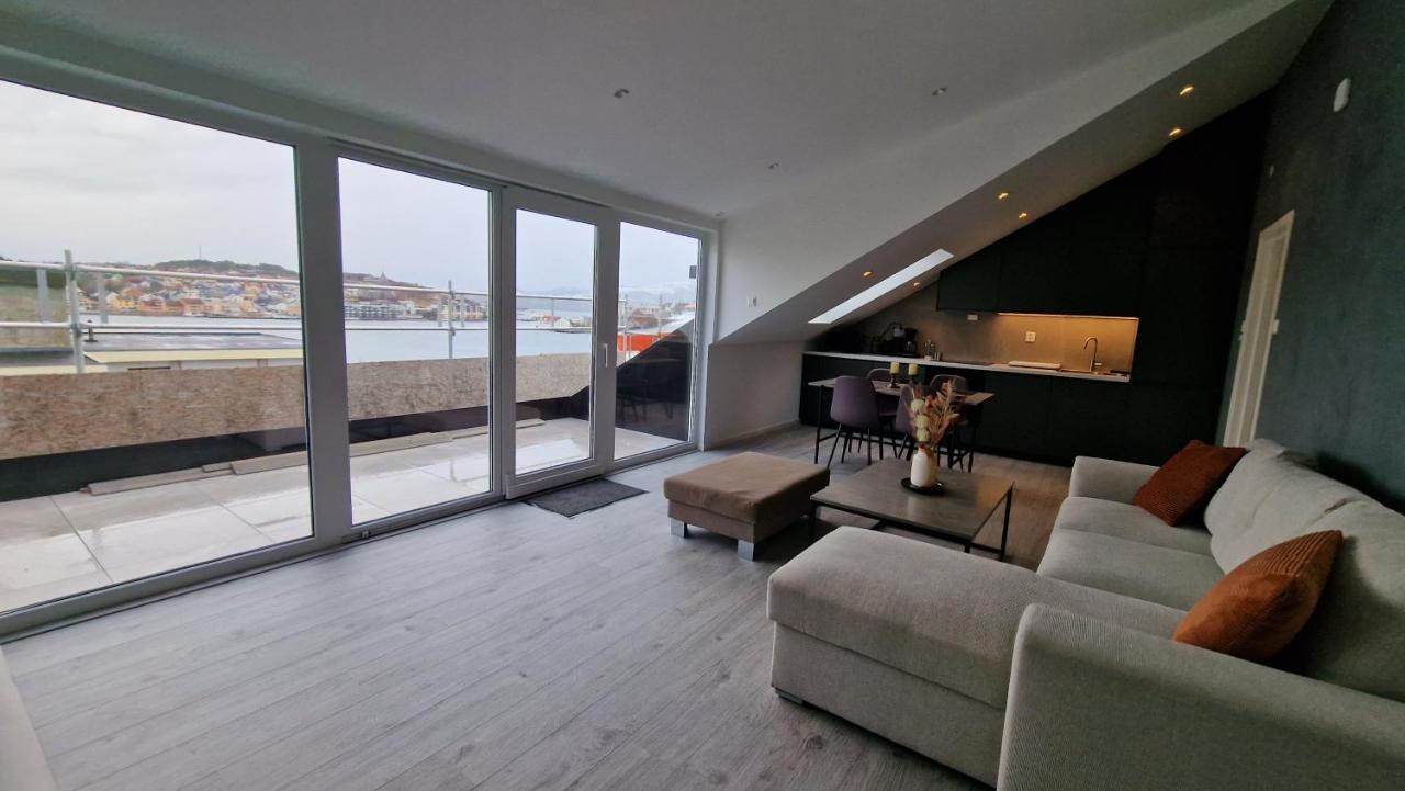 Lovely 2-Bedroom Loft With Panoramic View. Kristiansund Zewnętrze zdjęcie