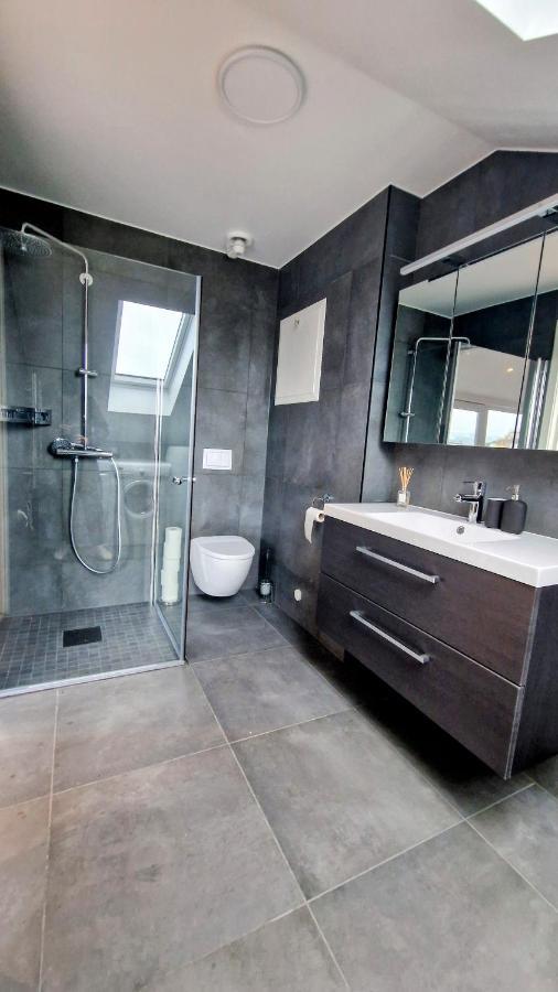 Lovely 2-Bedroom Loft With Panoramic View. Kristiansund Zewnętrze zdjęcie